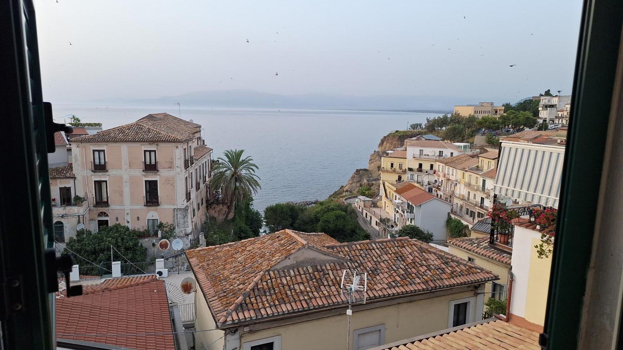Appartamento Degli Dei 皮佐 外观 照片