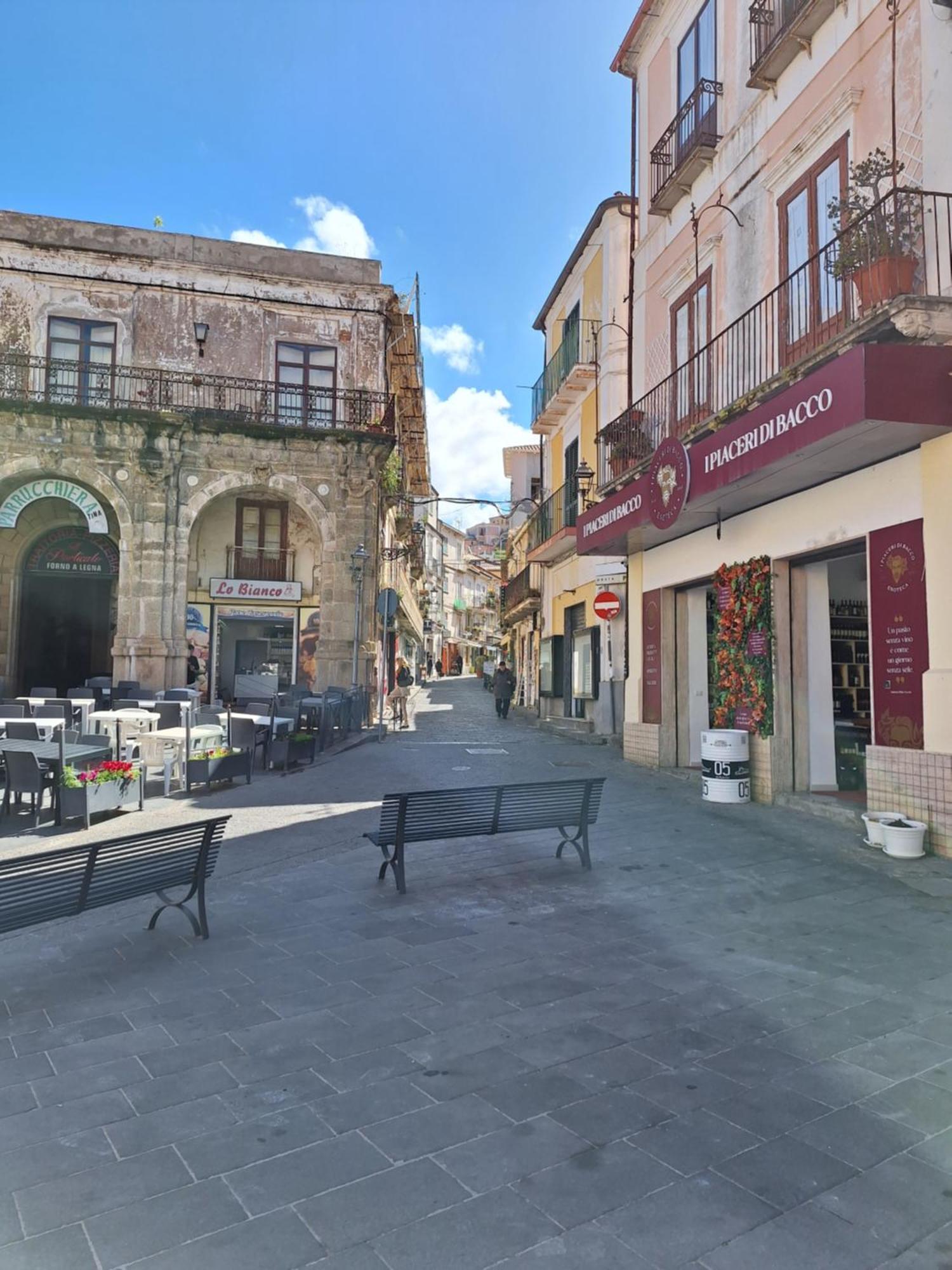 Appartamento Degli Dei 皮佐 外观 照片